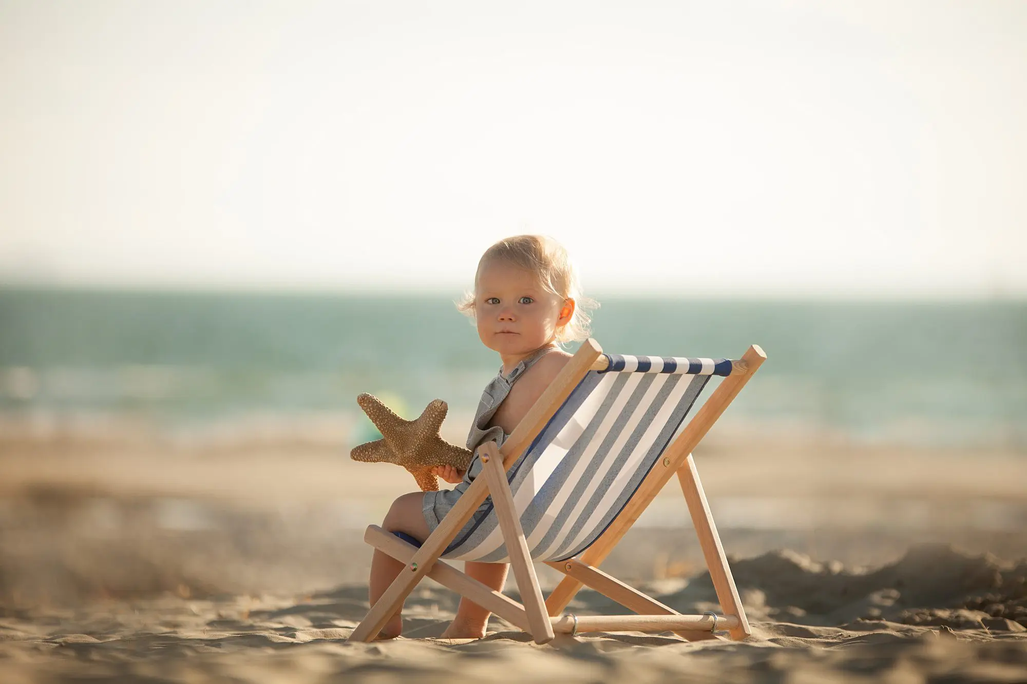 West Wittering family photo shoot chichester family photographer Ania Photo
