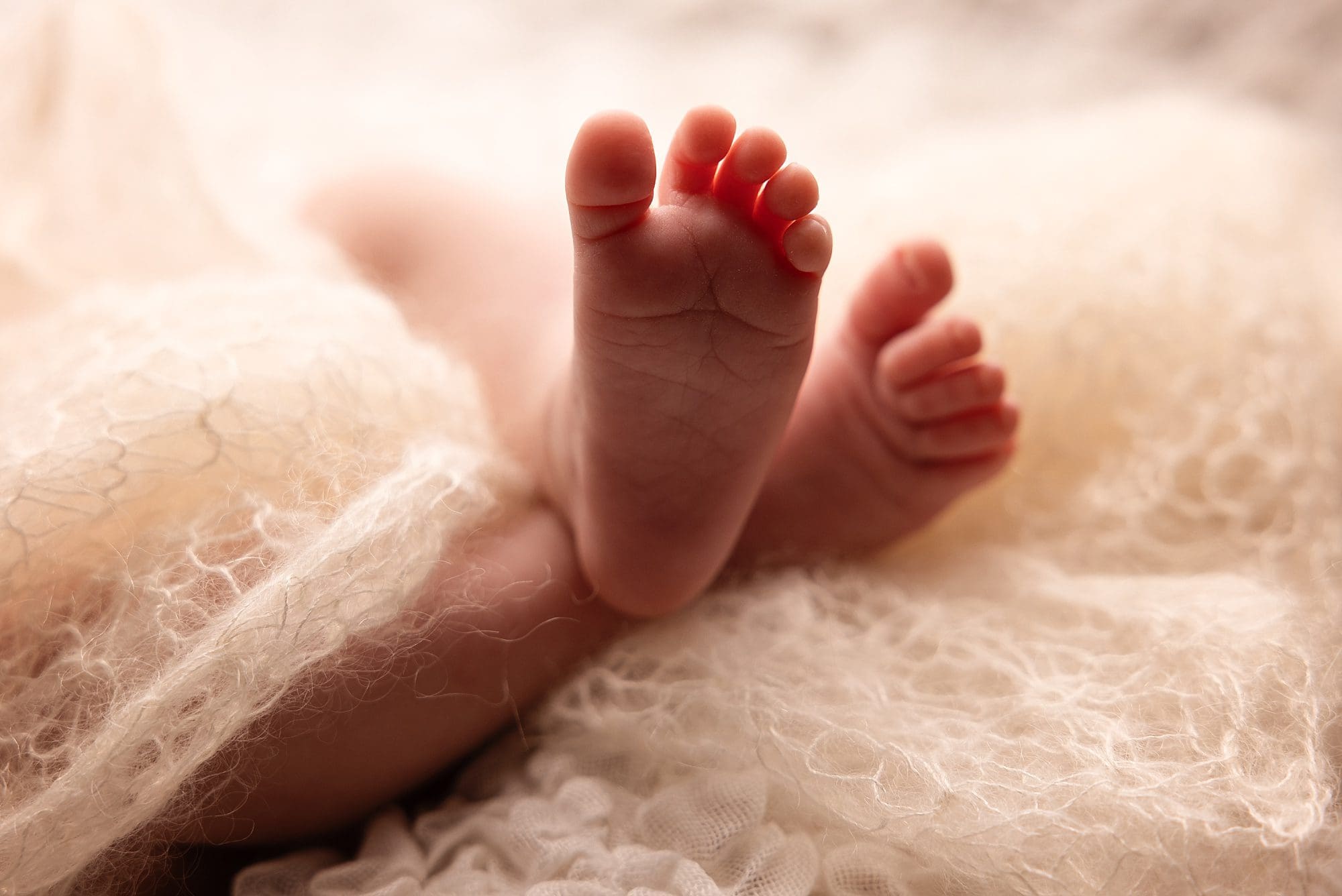 cute baby feet photography by Ania Photo professional photographer in Hampshire UK