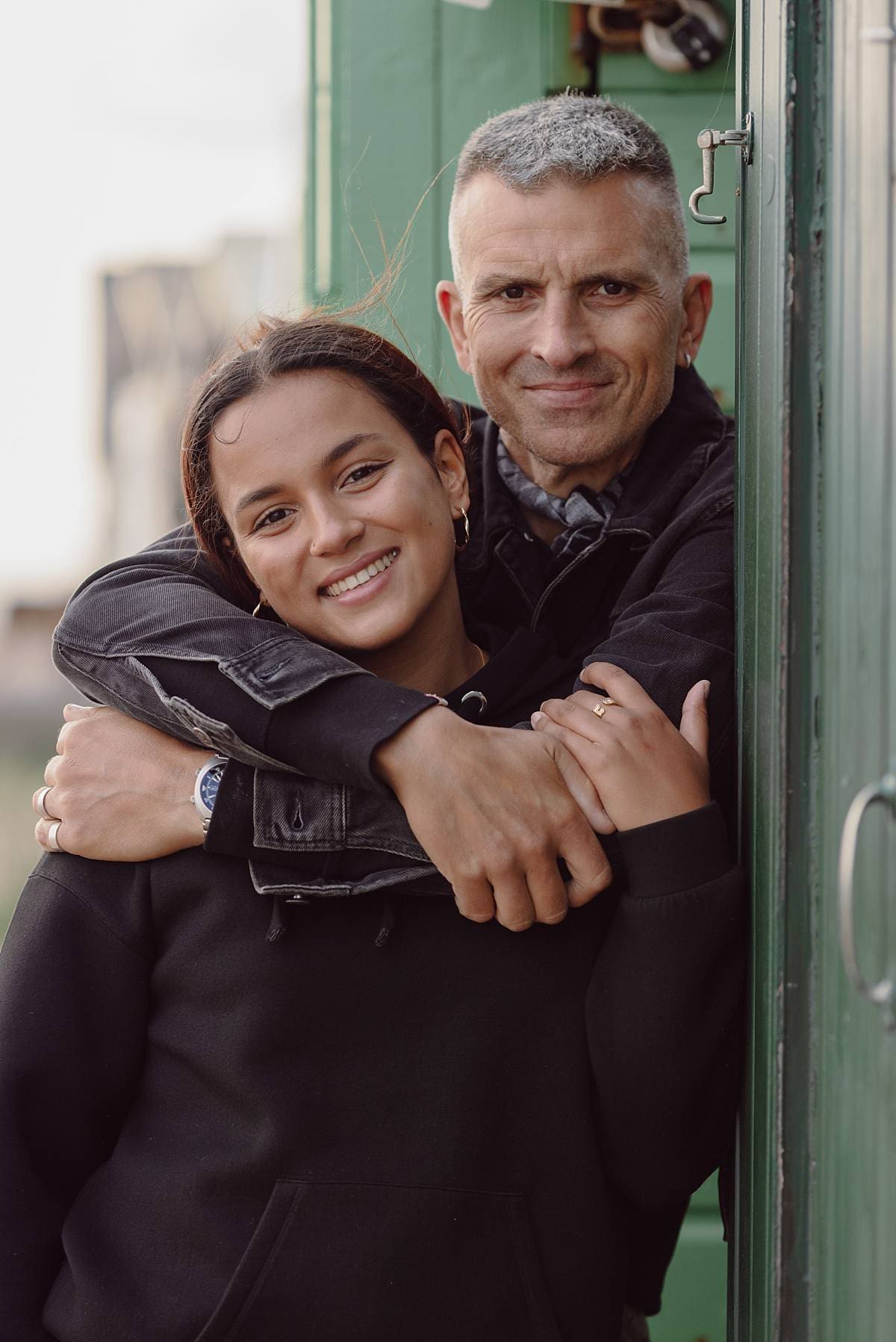 daughter and father portrait Hampshre photographer Ania Photo